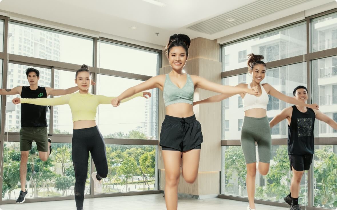 Hệ thống 100 phòng tập cao cấp cùng hàng ngàn lớp học đa dạng